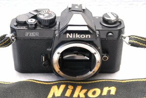 Nikon ニコン人気の高級一眼レフカメラ NEW FM2（黒）ボディ 希少な作動品 （腐食無し）