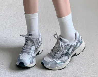 二手正品美津浓运动鞋日淘代拍网站推荐,户外运动鞋日淘!