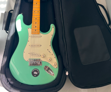 二手电吉他哪个网站淘便宜?品牌二手电吉他日淘代拍好价入手!