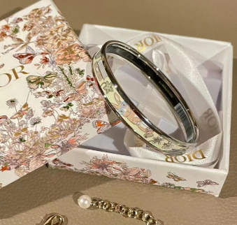 新手日淘首饰真假怎么看?日淘品牌首饰真假分辨!