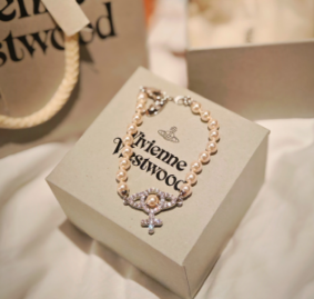 经典二手好看西太后手链日淘代购入手,品牌潮牌饰品日淘!