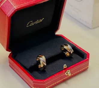 二手卡地亚耳钉日淘正品网站选择,二手正品品牌饰品日淘入手!