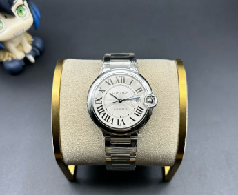 正品男士二手卡地亚手表哪个网站淘靠谱?二手卡地亚品牌男士手表日淘代拍!