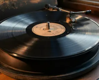 明星经典二手黑胶唱片哪里有卖?黑胶唱片日淘代拍网站推荐!