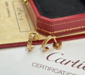 二手卡地亚耳钉日淘必逛靠谱优选网站,品牌首饰日淘代拍!