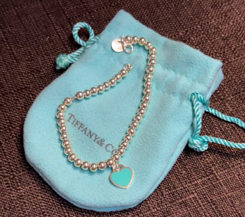 二手品牌蒂芙尼饰品哪个网站有卖?好价日淘代拍二手蒂芙尼饰品网站!