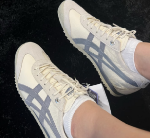 二手鬼冢虎运动鞋哪个网站淘正品?正版二手鬼冢虎运动鞋日淘靠谱网站选择!