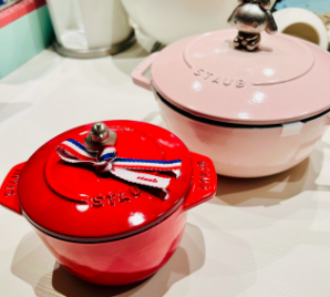 staub珐宝日淘入手怎么分辨真假?二手staub珐宝真假分辨方法!