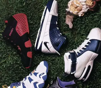 SNKRDUNK日淘球鞋攻略,日淘最大球鞋网站平台专业鉴定保真!