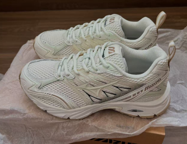 户外党看过来,Snkrdunk日淘品牌户外鞋鉴定合格再转运!